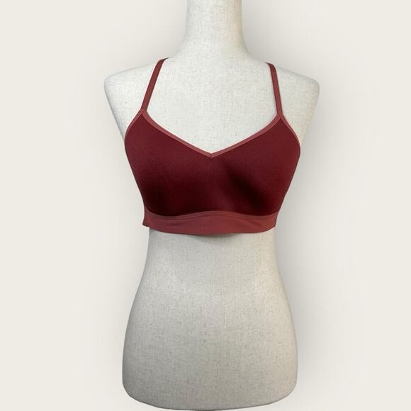 GUC | Nike | Criss-Cross Padded Sports Bra | Burgundy | Medium - Picture 1 of 10
